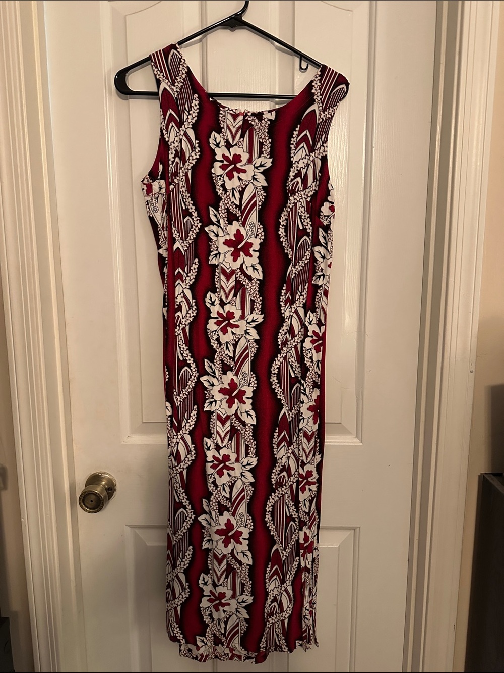 Sleeveless Floral Maxi Dress in Red and White
